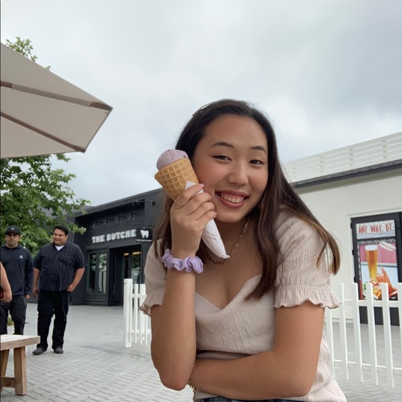 H&M blouse - Picture 3 of 3